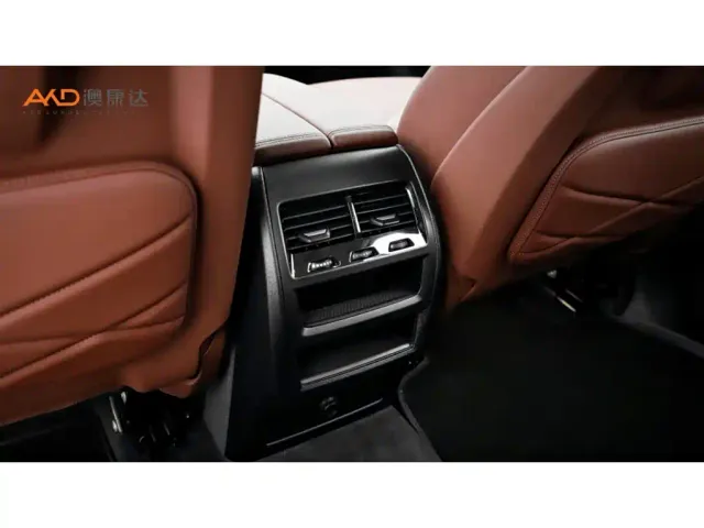BMW X5 — Фото автомобиля 9