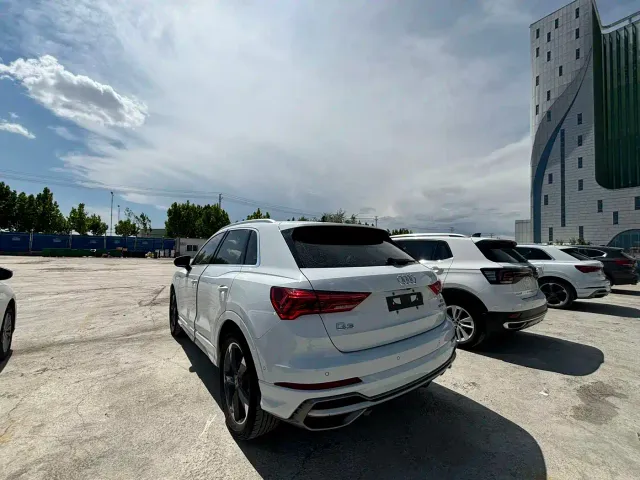 Audi Q3 — Фото автомобиля 7