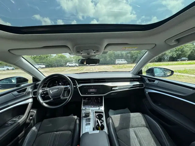 Audi A7L — Фото автомобиля 7