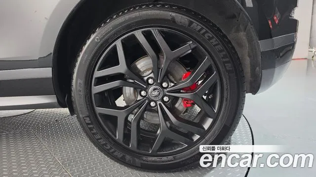 Land Rover Range Rover Evoque — Фото автомобиля 6
