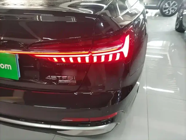 Audi A6L — Фото автомобиля 7