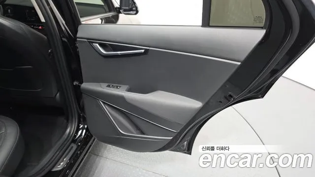 Kia Niro The All New — Фото автомобиля 14