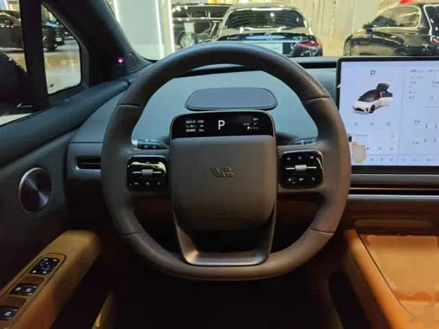 Li Auto i6 — Фото автомобиля 10