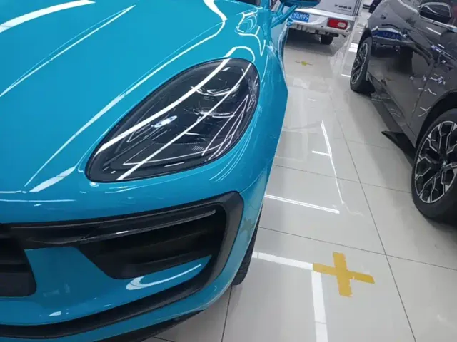 Porsche Macan — Фото автомобиля 23