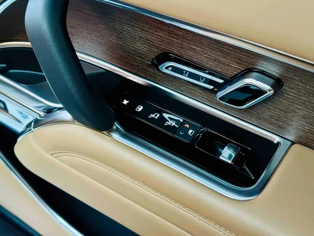Land Rover Range Rover — Фото автомобиля 16