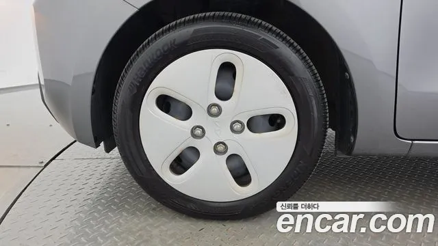 Kia RAY Новый Kia Ray Фургон — Фото автомобиля 2