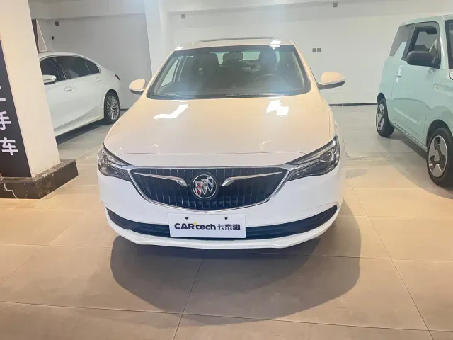 Buick Excelle — Фото автомобиля 2