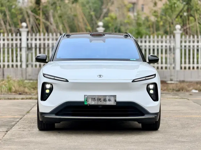 Фотография автомобиля — Nio ES6