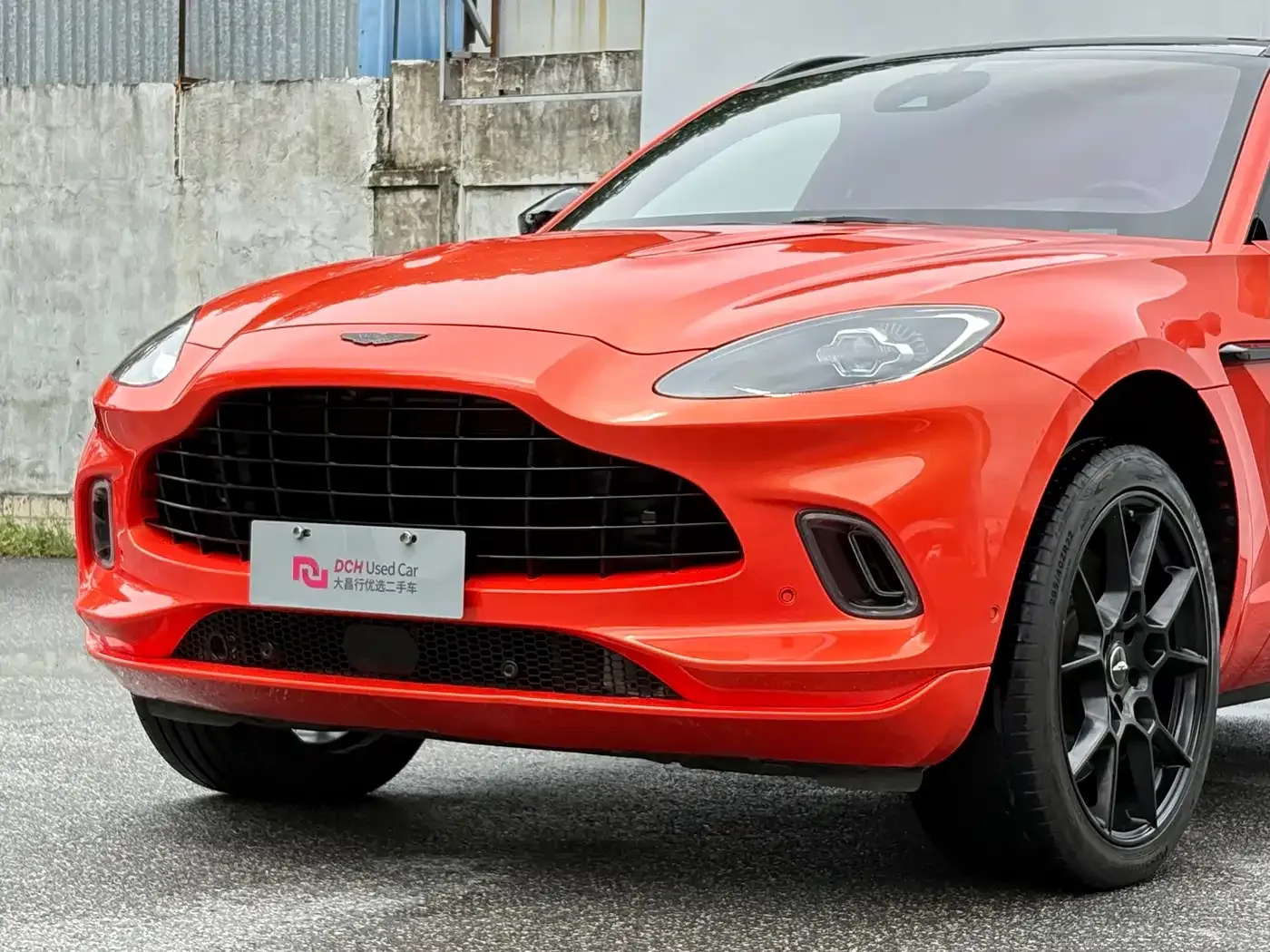 Aston Martin Aston Martin DBX 2020 4.0T V8 — Фото автомобиля 22