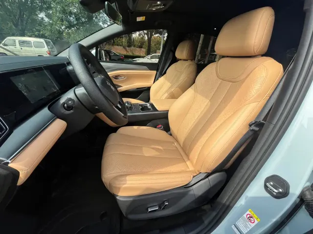 BYD Song L DM-i — Фото автомобиля 10