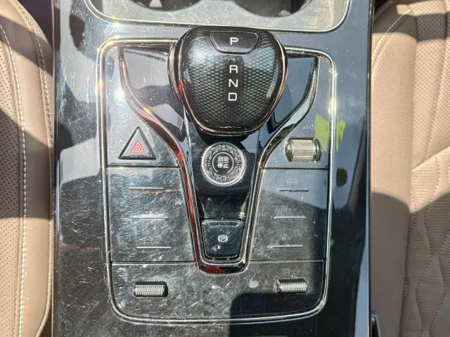 BYD Han — Фото автомобиля 16