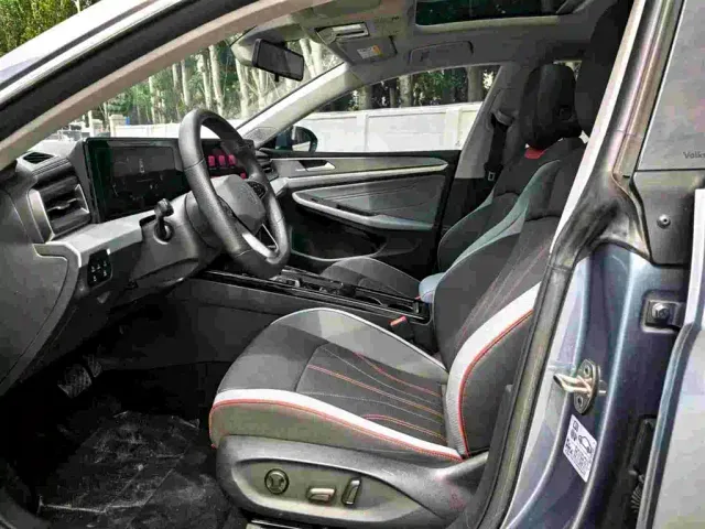 Volkswagen Lamando — Фото автомобиля 7