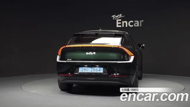 Kia EV6 — Фото автомобиля 4