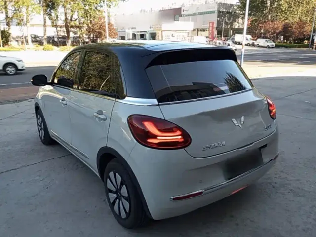 Wuling Bingo — Фото автомобиля 4