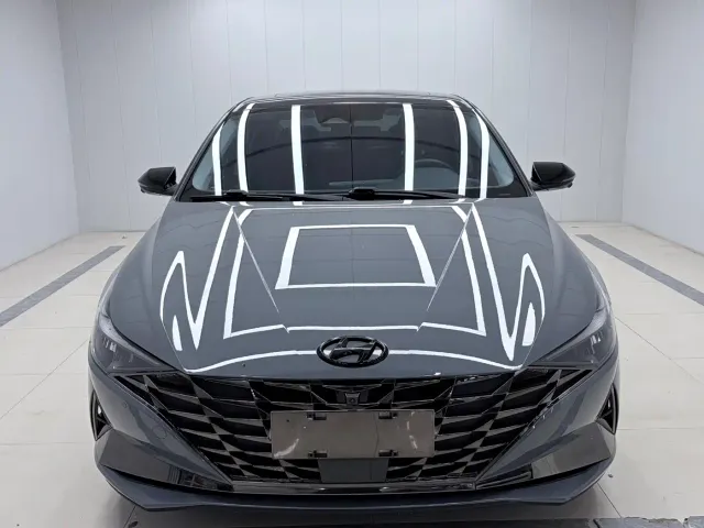 Hyundai Elantra — Фото автомобиля 2