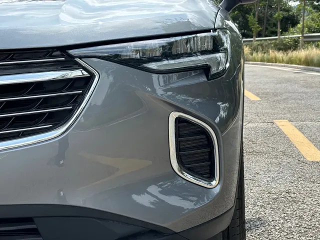 Buick Envision S — Фото автомобиля 4