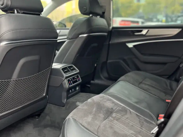 Audi A7L — Фото автомобиля 11