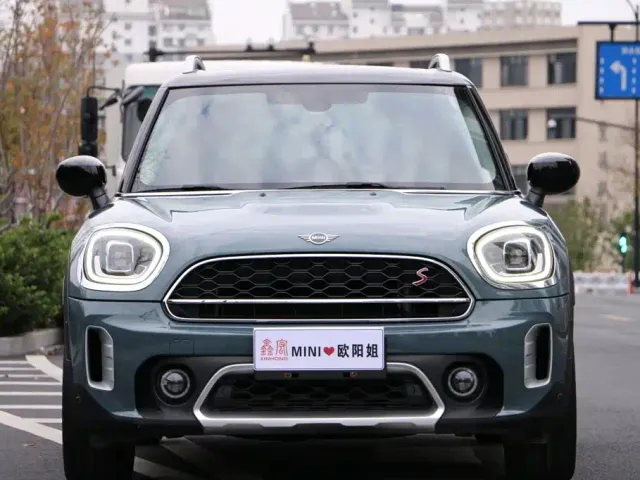 MINI Countryman — Фото автомобиля 2