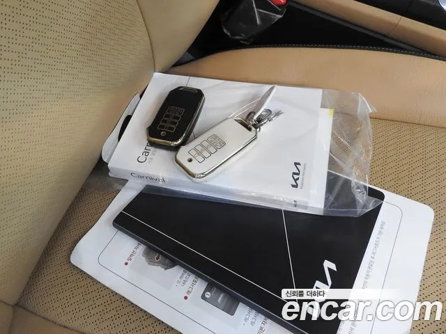 Kia Canival Carnival 4 поколение Бензин 7 мест Noblesse — Фото автомобиля 18
