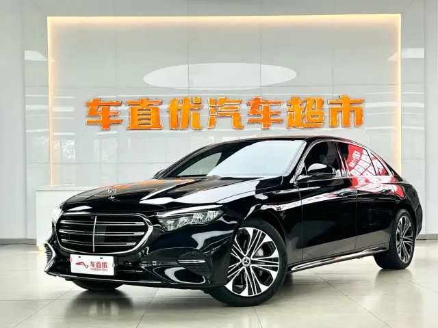 Фотография автомобиля — Mercedes-Benz E-Class