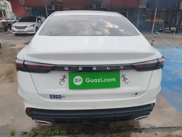Geely Binrui — Фото автомобиля 5