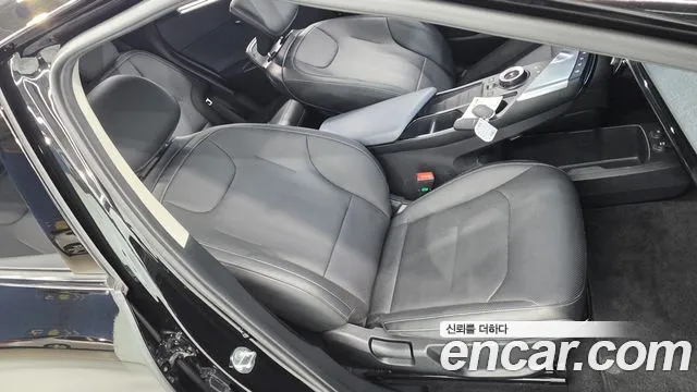 Kia EV6 — Фото автомобиля 17