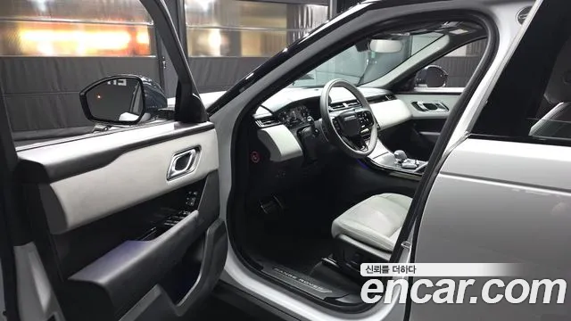 Land Rover Range Rover Velar — Фото автомобиля 15