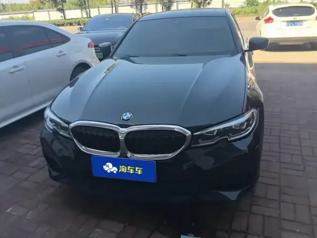 BMW 3 Series — Фото автомобиля 2