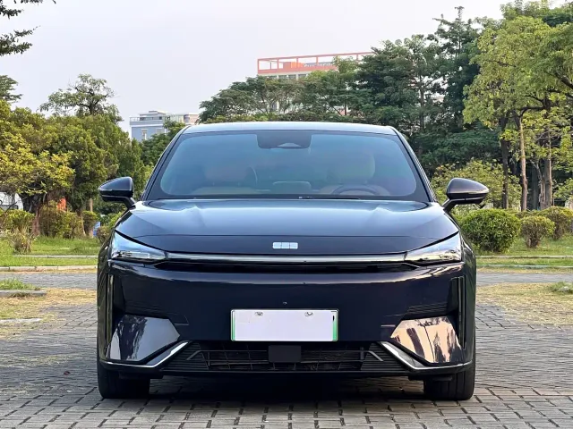 Geely Galaxy L6 — Фото автомобиля 2
