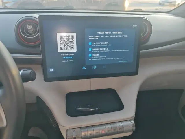 BYD Dolphin 2021 Model 405km Fashion Edition — Фото автомобиля 8