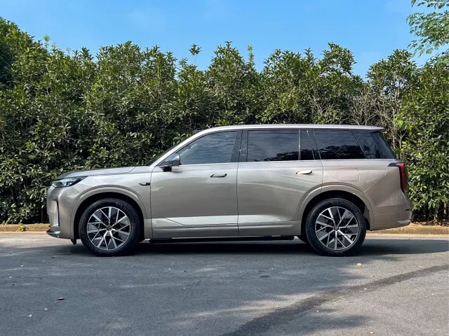 GAC Trumpchi Xiangwang S9 — Фото автомобиля 6