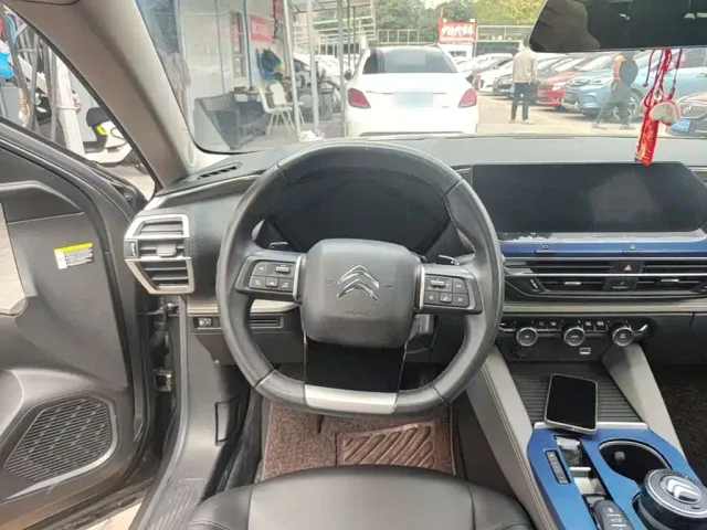 Citroen C5 X — Фото автомобиля 10