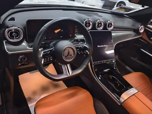 Mercedes-Benz C-Class — Фото автомобиля 4