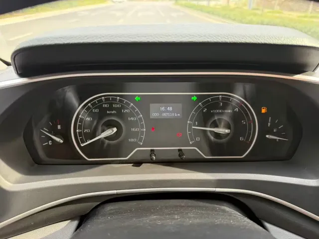 Maxus Xintu V80 — Фото автомобиля 6