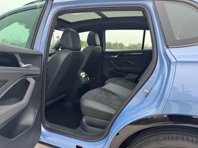 Volkswagen Tiguan L — Фото автомобиля 6