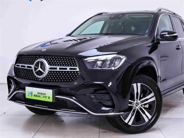 Mercedes-Benz GLE-Class — Фото автомобиля 3