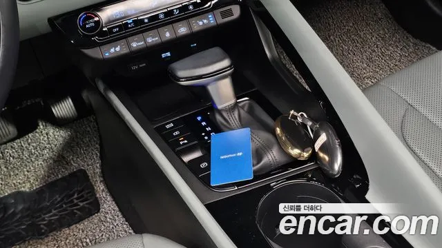 Hyundai Avante CN7 — Фото автомобиля 9