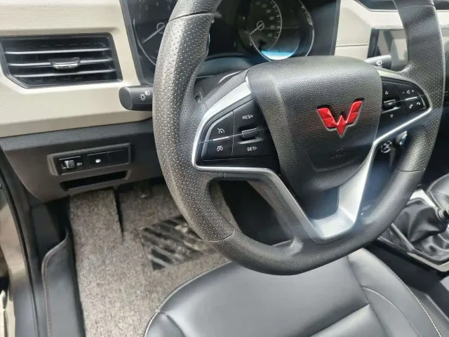 Wuling Motors Wuling Journey 2021 1.5T Manual Luxury Edition — Фото автомобиля 21