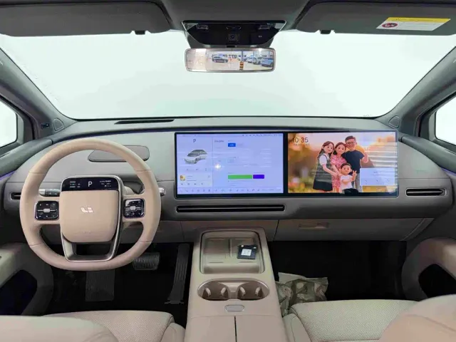 Li Auto i6 — Фото автомобиля 7