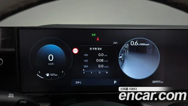 Hyundai Grandeur GN7 — Фото автомобиля 11