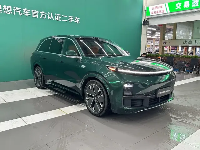 Li Auto Li L8 2025 Ultra Smart Renewal Edition — Фото автомобиля 20