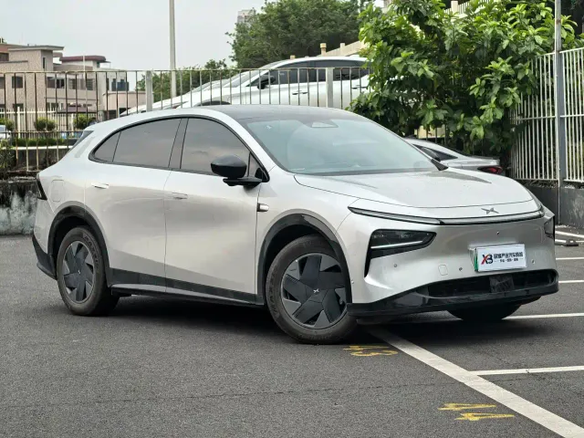Xpeng G7 — Фото автомобиля 3