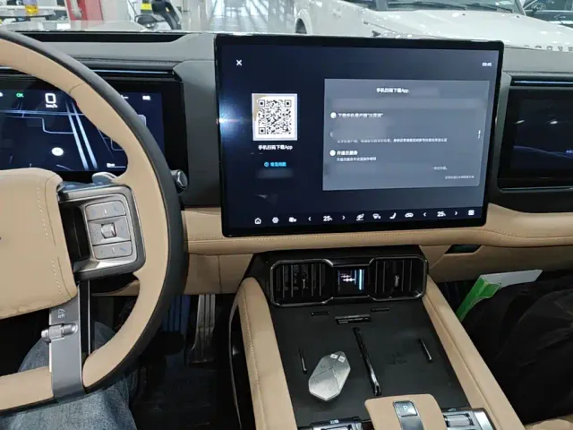 BYD FangChengBao Leopard 8 — Фото автомобиля 9