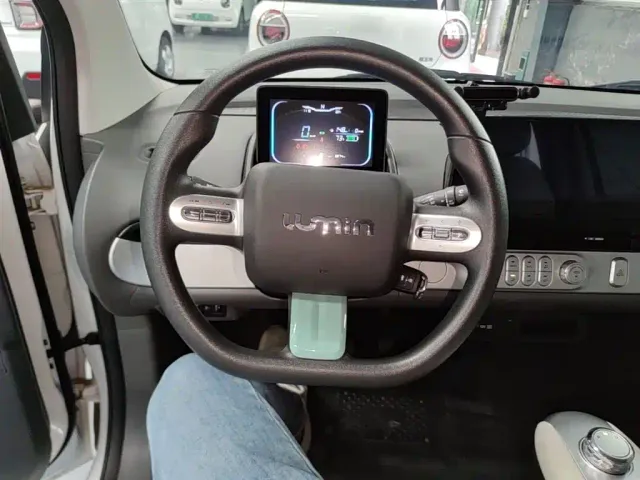 Changan Lumin — Фото автомобиля 10