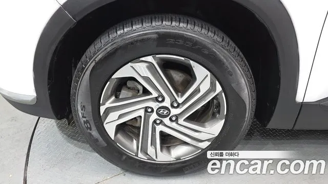 Hyundai Santafe Новый Santa Fe Дизель 2.2 2WD — Фото автомобиля 5