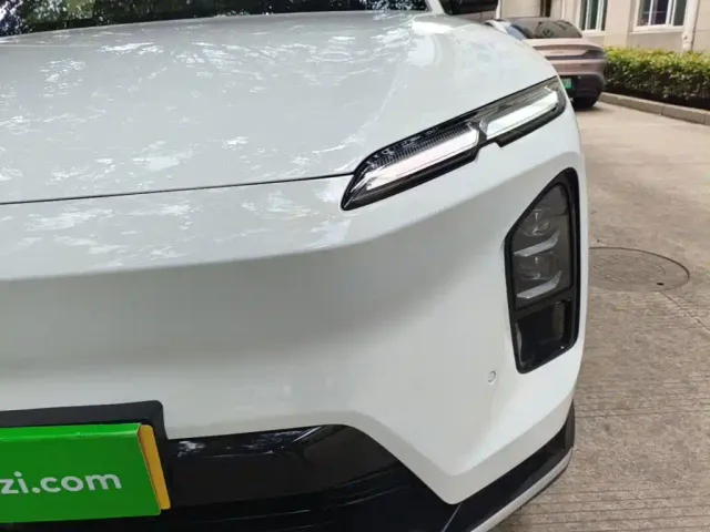 Nio EC6 — Фото автомобиля 23