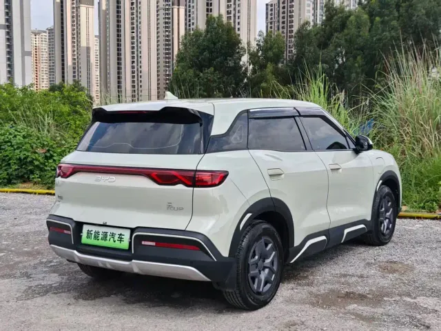 BYD Yuan UP 2025 Smart Drive Edition 401KM Leading Type — Фото автомобиля 7