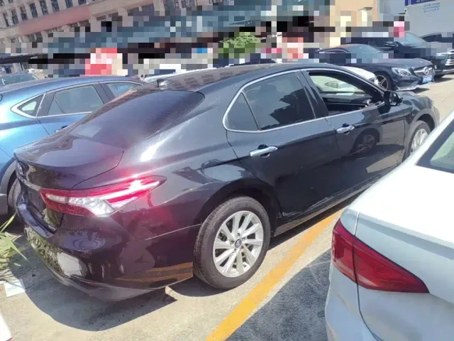 Toyota Camry — Фото автомобиля 6