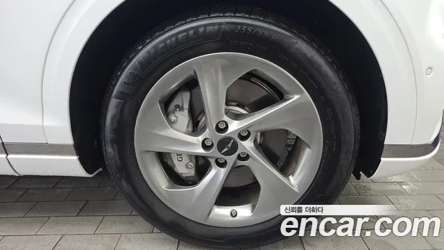 Genesis GV70 2.5T Бензин AWD — Фото автомобиля 19