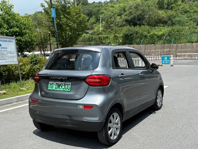 Leapmotor T03 — Фото автомобиля 6